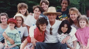 Public Recognition and Influence Henry Elkind