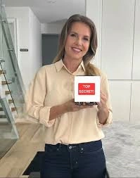 Public Recognition and Influence Stacey Englehart