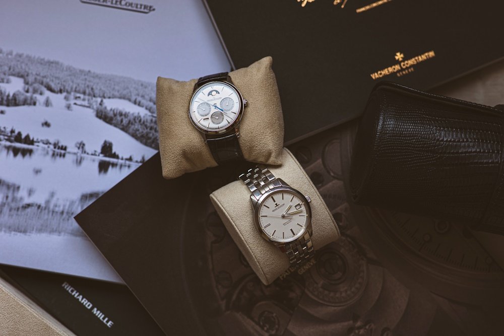 How Do Antique Clock Repairs Help Preserve Family Heirlooms for Future Generations?