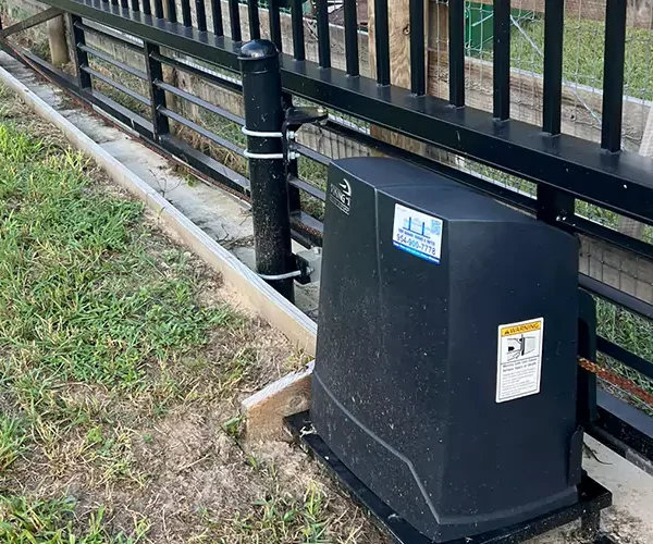 How an Electric Gate Repair Company Diagnoses Hidden Mechanical Problems