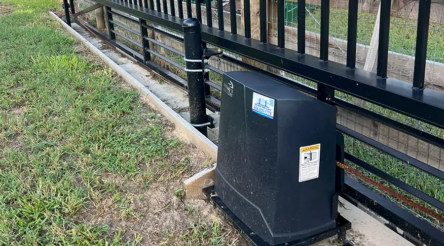 How an Electric Gate Repair Company Diagnoses Hidden Mechanical Problems